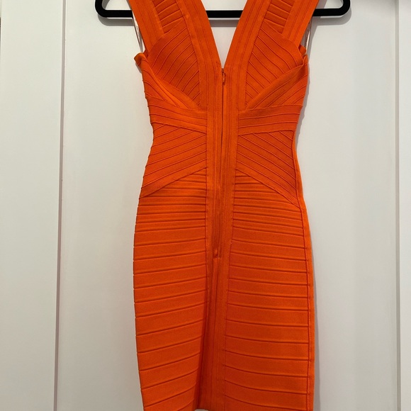 Herve Leger dress, XXS, never worn. Smoke free home - Picture 2 of 3